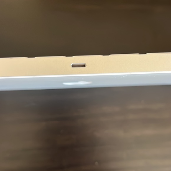 Apple keyboard - Picture 2 of 3